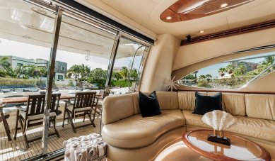 Yates de lujo en Cancun