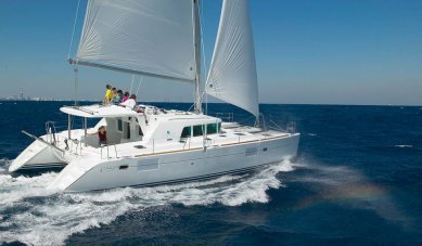 Alquilar catamarán en Cancún