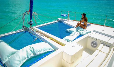 Alquilar catamarán en Cancún