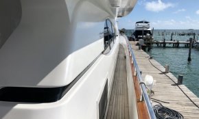 Renting a yacht in Cancun