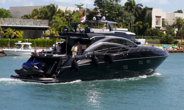 Yacht rental Cancun Mexico